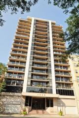 1920 Clark St, Chicago IL  60614-5453 exterior