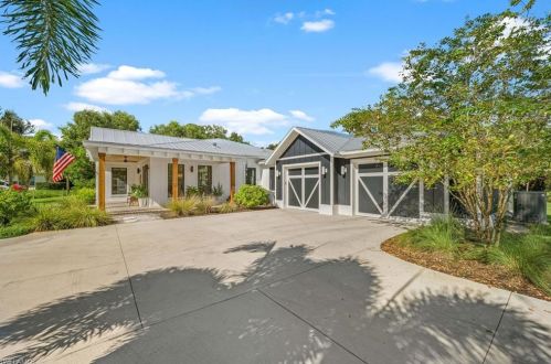 3130 70 St, Naples FL 34105-7201 exterior