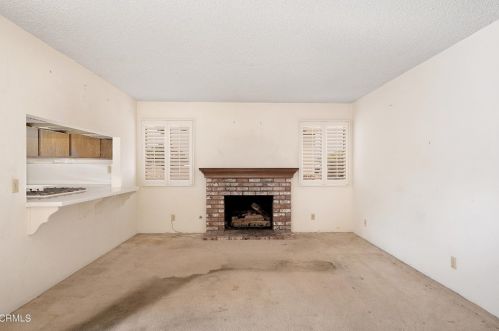 3450 Schooner Walk, Oxnard CA 93035-1642 exterior