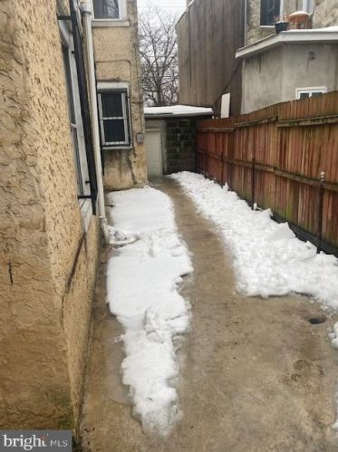 3222 Emerald St, Philadelphia PA 19134-2551 exterior