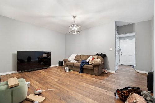 1808 Baldauf St, Pittsburgh PA 15203-1603 exterior