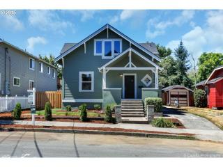 6555 Grand Ave, Portland OR  97211-3054 exterior