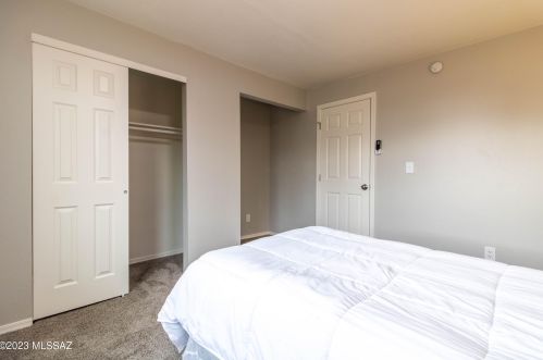 9022 5th St, Tucson AZ  85710-3044 exterior