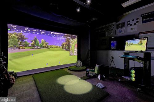 60 Radcliffe Dr, Huntingtown MD 20639-8701 exterior