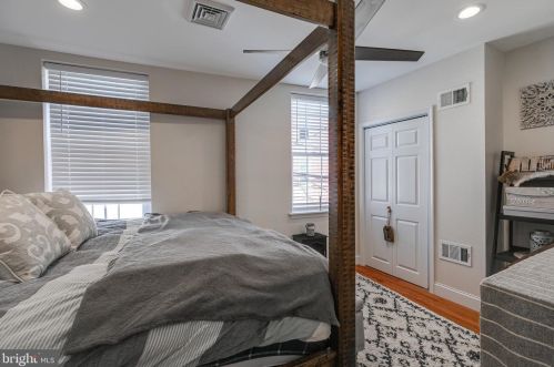 104 Ellsworth St, Philadelphia PA 19147-4606 exterior