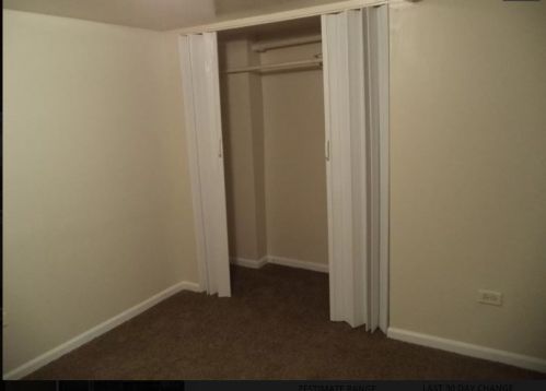 8220 Vincennes Ave, Chicago IL 60653-4203 exterior