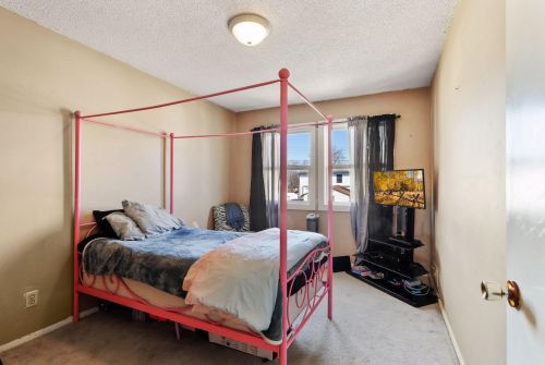 1209 8 Ave, South Saint Paul MN 55075-2052 exterior