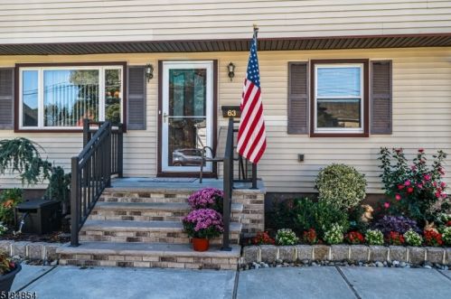 63 Dartmouth Ave, Avenel, NJ 07001-1836