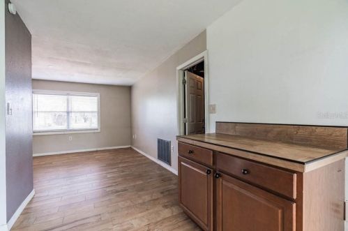 9737 Morehead Ln, Port Richey FL  34668-4233 exterior