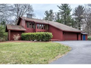 102 Birkdale Rd, Manchester NH  03110-4300 exterior