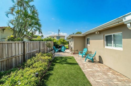 760 3 St, Boca Raton FL 33486-4607 exterior