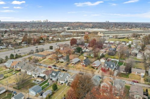 6615 Odell St, Saint Louis MO 63139-2516 exterior