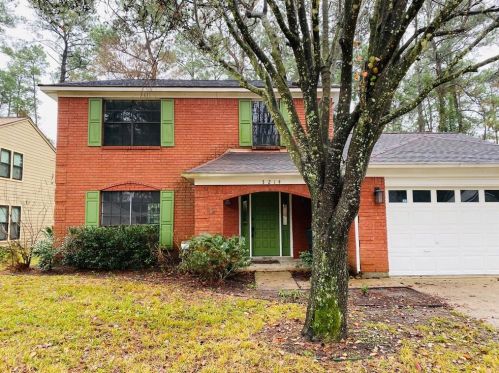 3214 Creek Shadows Dr, Humble, TX 77339-1225