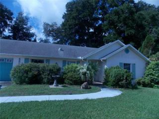 5623 Carie Ct, Zephyrhills, FL 33542-5811