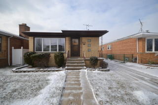 12826 Commercial Ave, Chicago IL  60633-1207 exterior