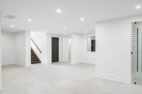 4645 Lake Forrest Dr, Atlanta GA  30342-2537 exterior