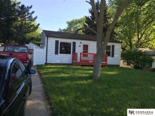 5513 Holmes St, Omaha, NE 68117-1849