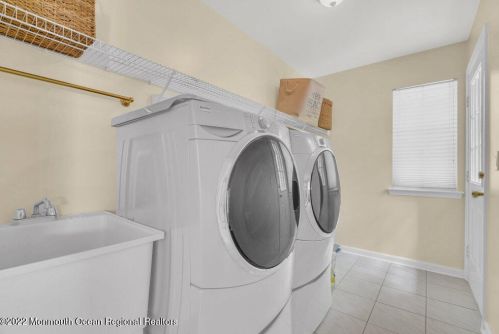 195 Gomberg Ave, Jackson Twp NJ 08527-1164 exterior