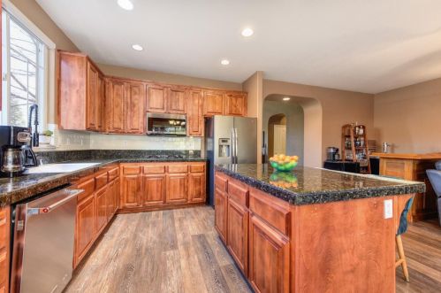 1079 Mallard Cir, Folsom CA 95630-7507 exterior