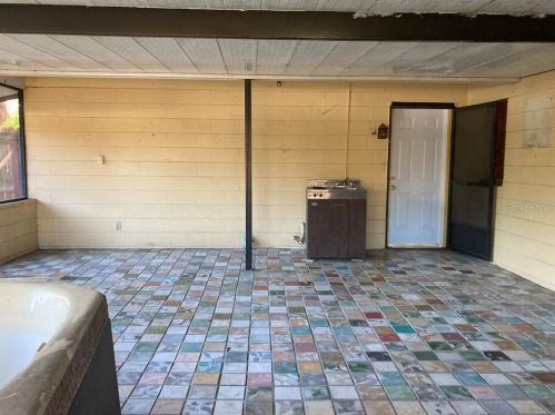 2733 Middle St, Orlando FL 32807-6415 exterior