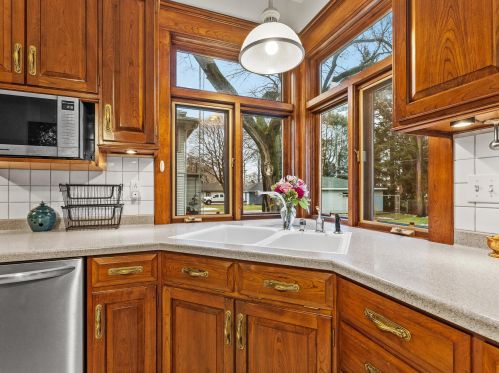 815 13 St, Manitowoc WI 54220-5101 exterior