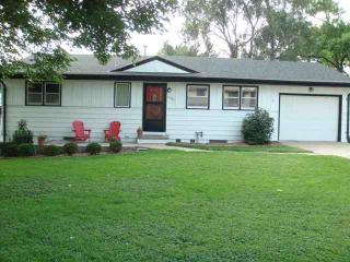 3138 52nd St, Omaha NE  68104-2277 exterior