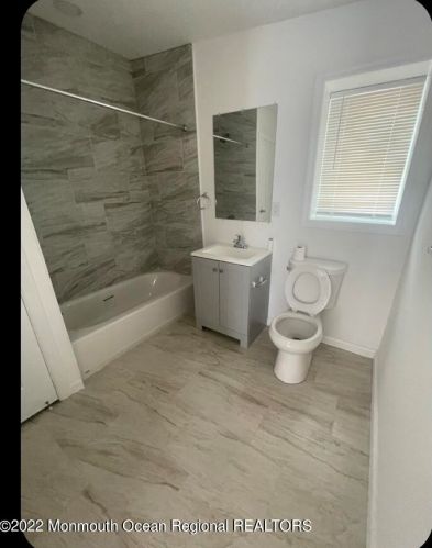 504 Ave, Belmar NJ 07719-2433 exterior