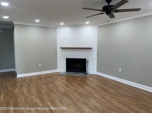 2005 Old Bridge Ave, Point Pleasant Beach NJ  08742-0044 exterior