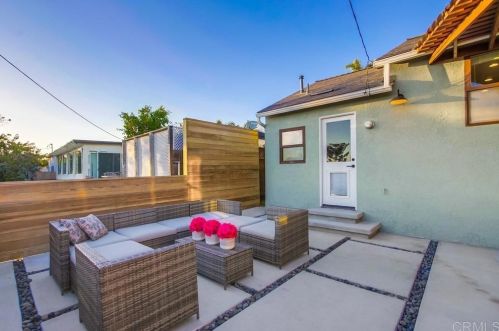 4385 Alder Dr, San Diego CA  92116-2323 exterior