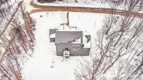 1839 Starr View Ln, Middlevle MI 49333-8061 exterior