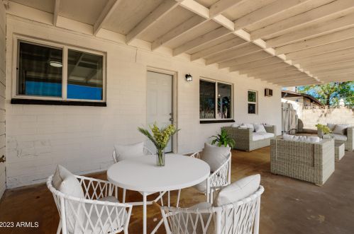 2925 42nd Ave, Phoenix AZ  85019-4323 exterior