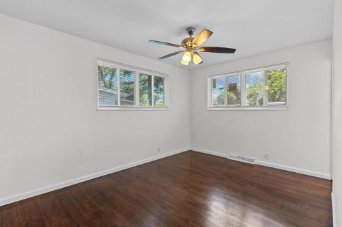 10529 Edgefield Dr, Saint Louis MO 63136-5749 exterior