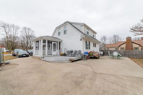 325 Greenville Ave, Providence RI 02919-1330 exterior