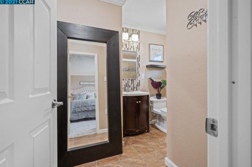 1669 Dorchester Pl, Concord CA 94519-1918 exterior