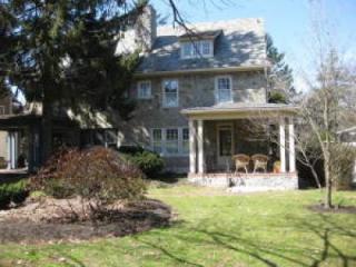 528 Race Ave, Lancaster PA  17603-2632 exterior