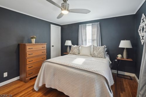 301 Lincoln Park, Cranford NJ  07016-3122 exterior