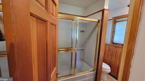 316 Maple Ave, Trenton NJ 08618-3402 exterior