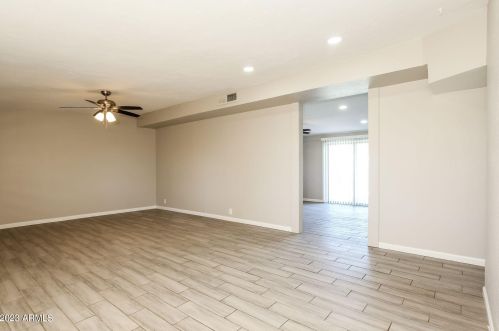 8817 35th Dr, Phoenix AZ  85051-3765 exterior