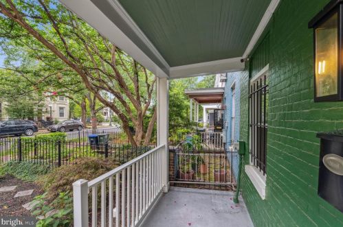 819 9th St, Washington DC  20002-3731 exterior