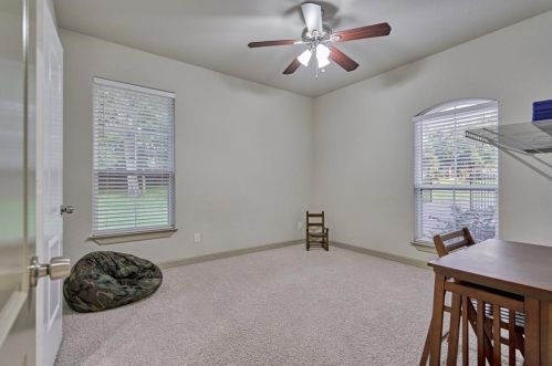 12326 Hawthorne Dr, Montgomery TX 77356-8961 exterior