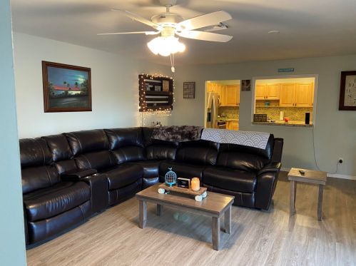 1323 Peppertree Trl, Fort Pierce, FL 34950-5252