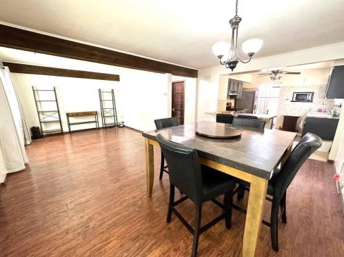 6221 Fairview Ave, Milwaukee WI  53213-4151 exterior