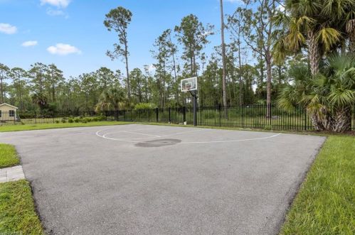 1819 20 Ave, Naples FL 34120-5414 exterior