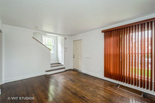 8615 Champlain Ave, Chicago, IL 60619-6105