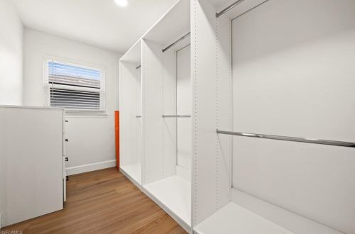 238 Willowick Dr, Naples FL 34110-1342 exterior