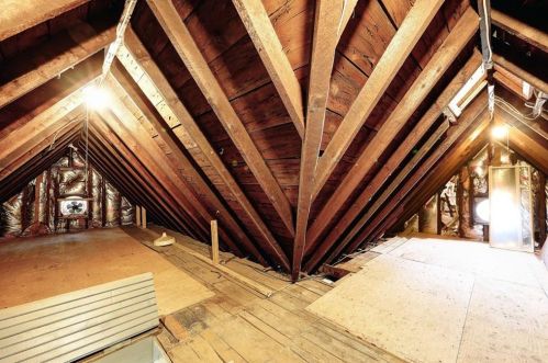 172 Pond St, Woonsocket RI  02895-2007 exterior