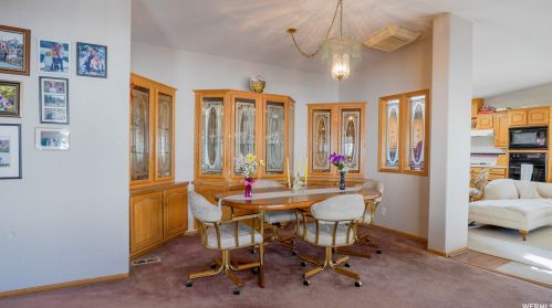 178 Alta Vw Way, Sandy UT 84070-3258 exterior