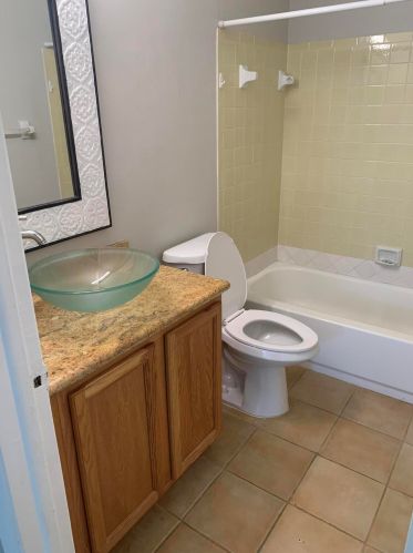 1350 Rivergreen Cir, Fort Pierce FL  34952-4131 exterior