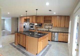 1725 Chantilly Ln, Houston TX  77018-4115 exterior