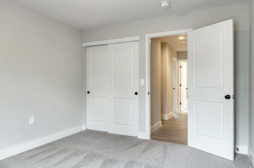 1810 Bookbinder Dr, Saint Louis MO 63146-4308 exterior